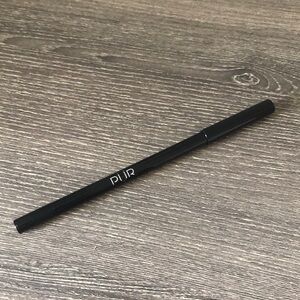 ❤️$12 NWT Pur On Point Eyeliner Black .4g / .014oz